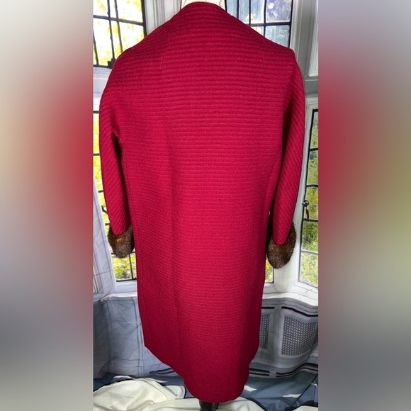 Vintage 50s Boucle Princess style coat mink fur cuffs - Picture 2 of 7